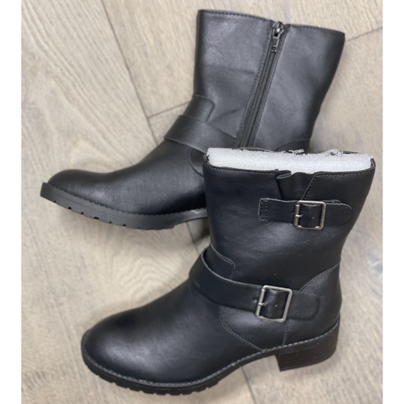 Cap Toe Mid-Calf Round Toe Block Heel Boots NWB! - Picture 5 of 16